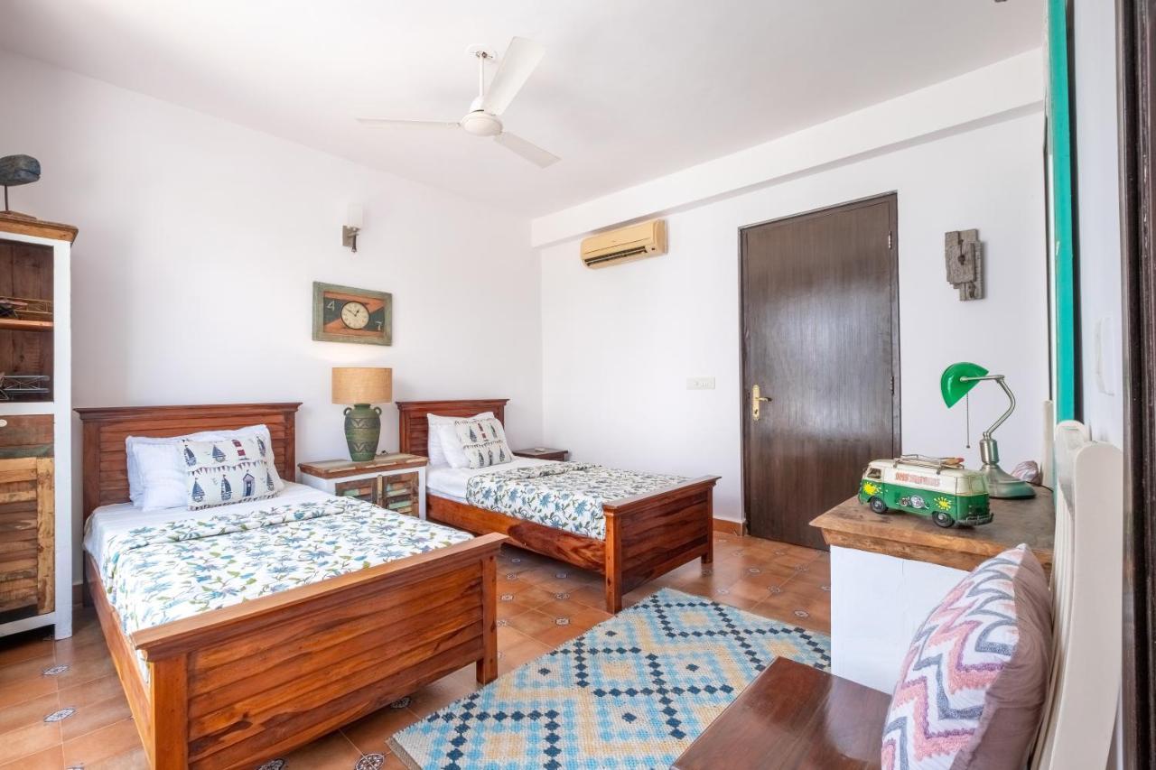 Snowdrop- Exquisite 3Bhk Villa With Pool- Candolim By Staymonkey Calangute Exterior photo